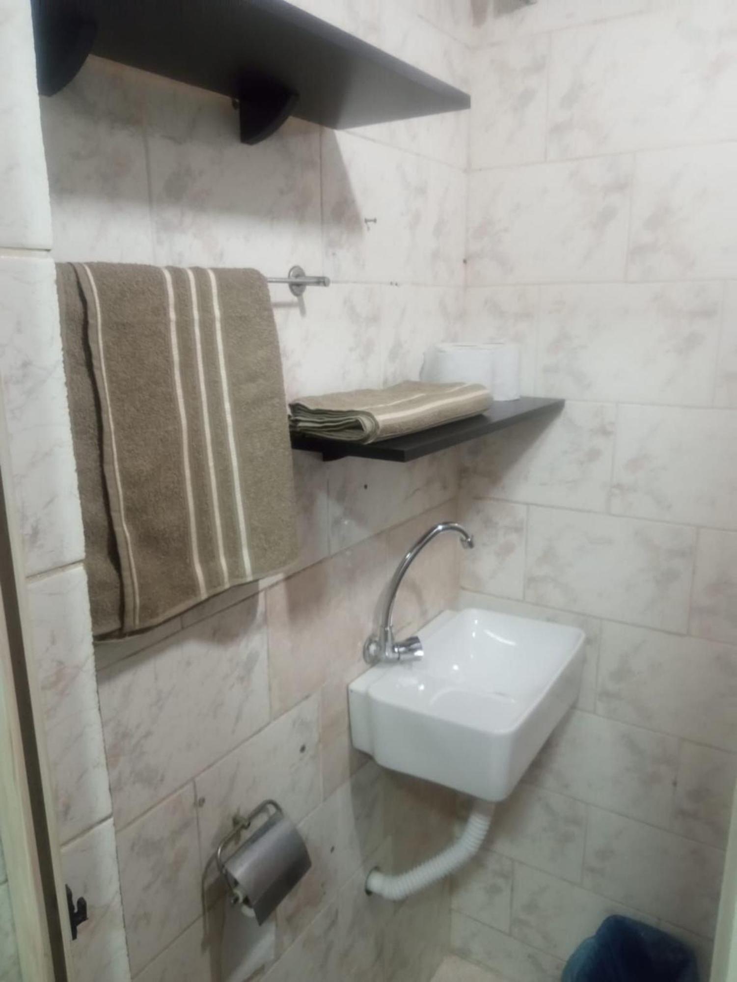 Apartamento Fica Perto Da Praia Posto 12 Pequeno Porem Acnvhegante * Rio de Janeiro